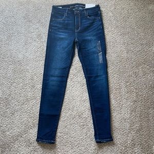 Women’s American Eagle Jeans